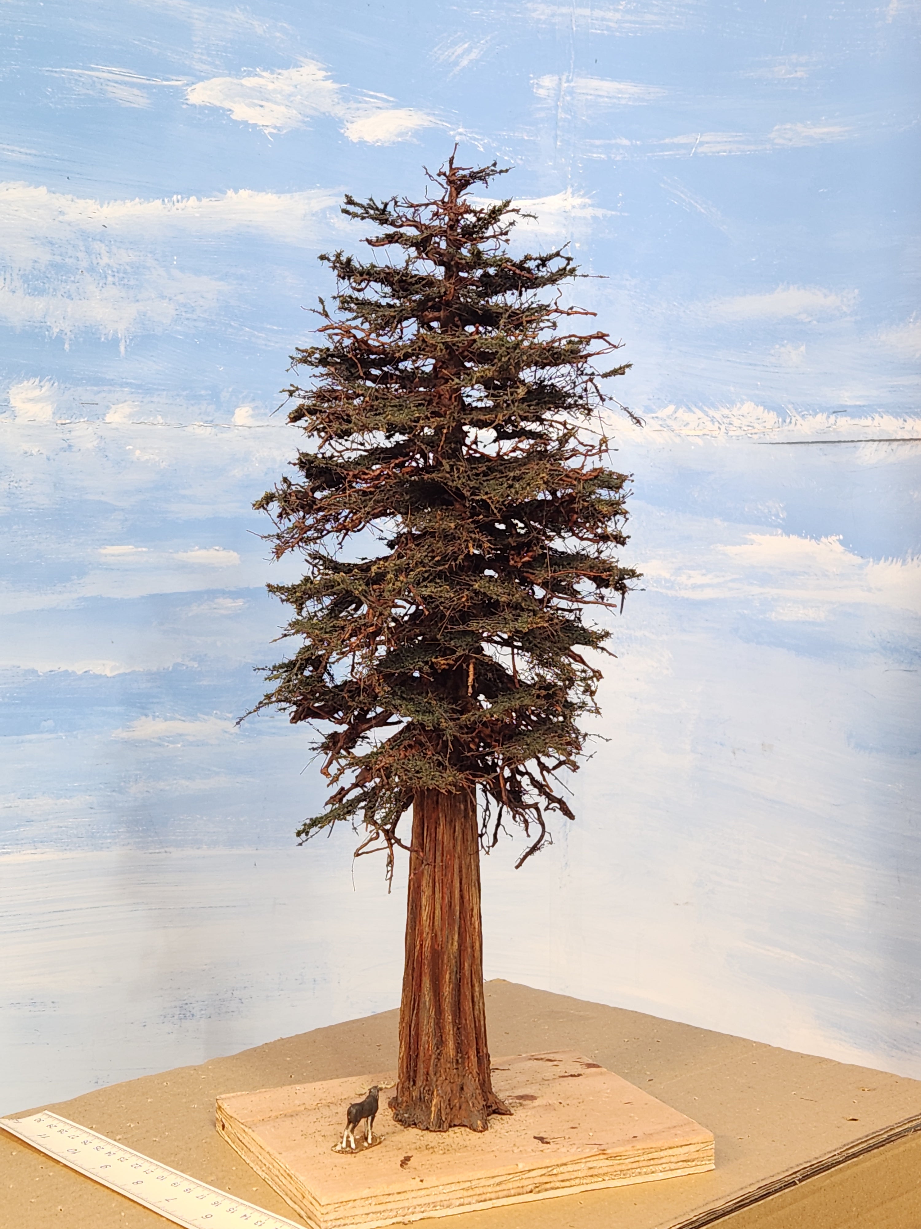 Redwood Tree 16 Inch
