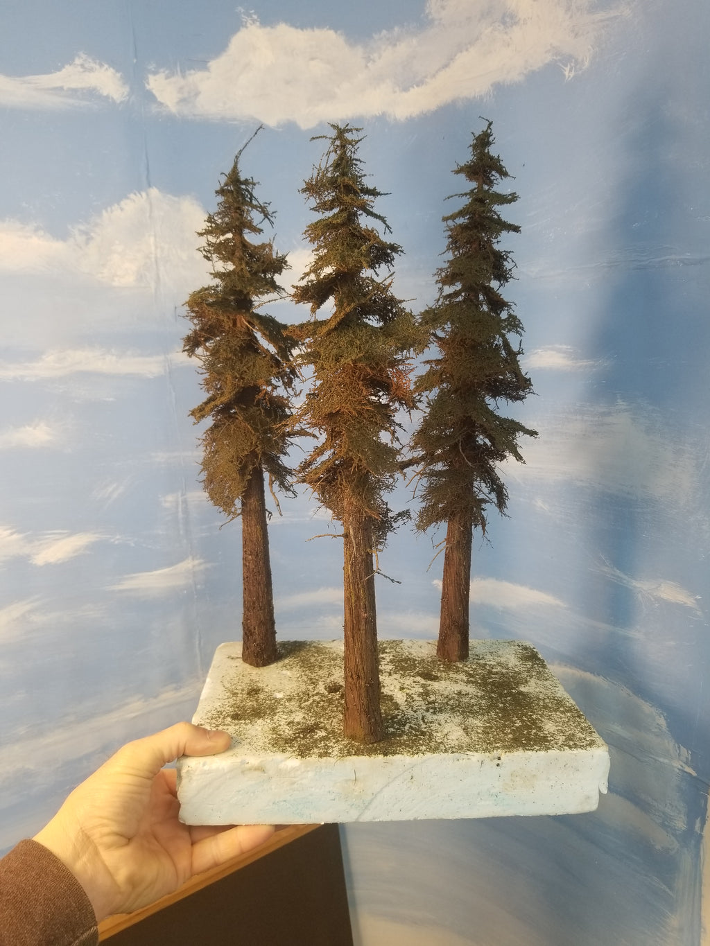 16 Inch Medium Detail Fir