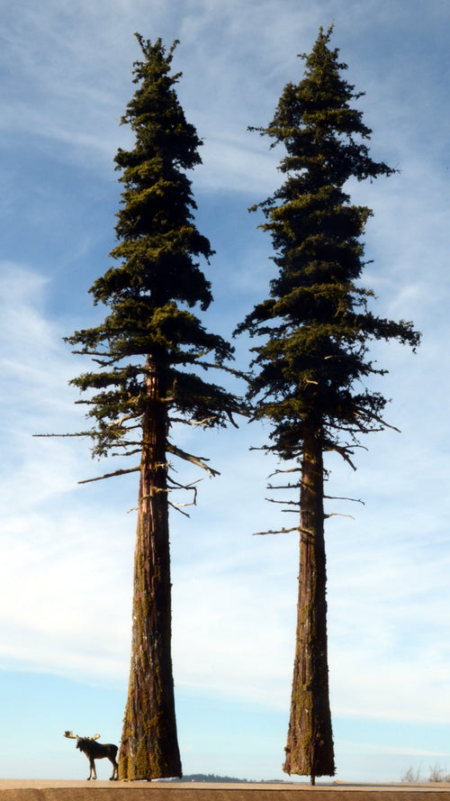 22 Inch Medium Detail Fir Tree