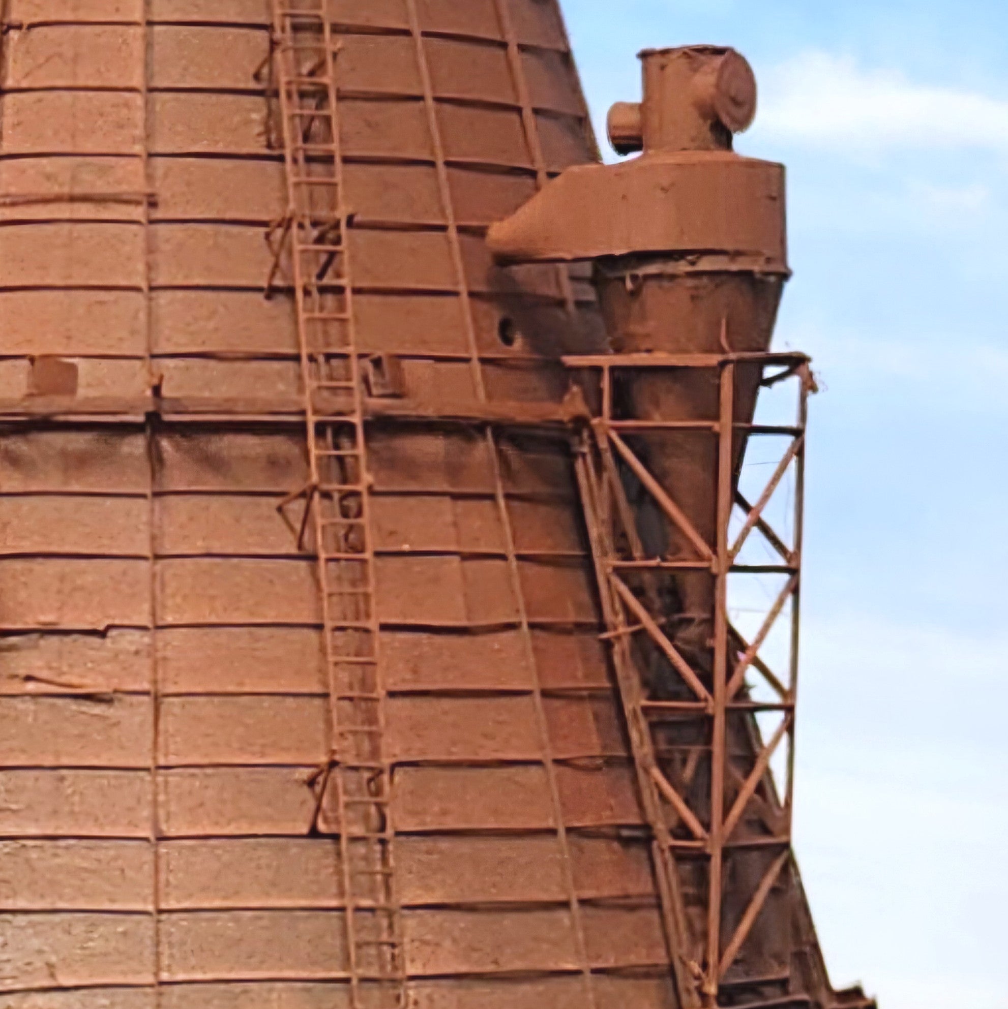 CYCLONE DUST / CHIP KIT, 1/87, 80%-SIZE