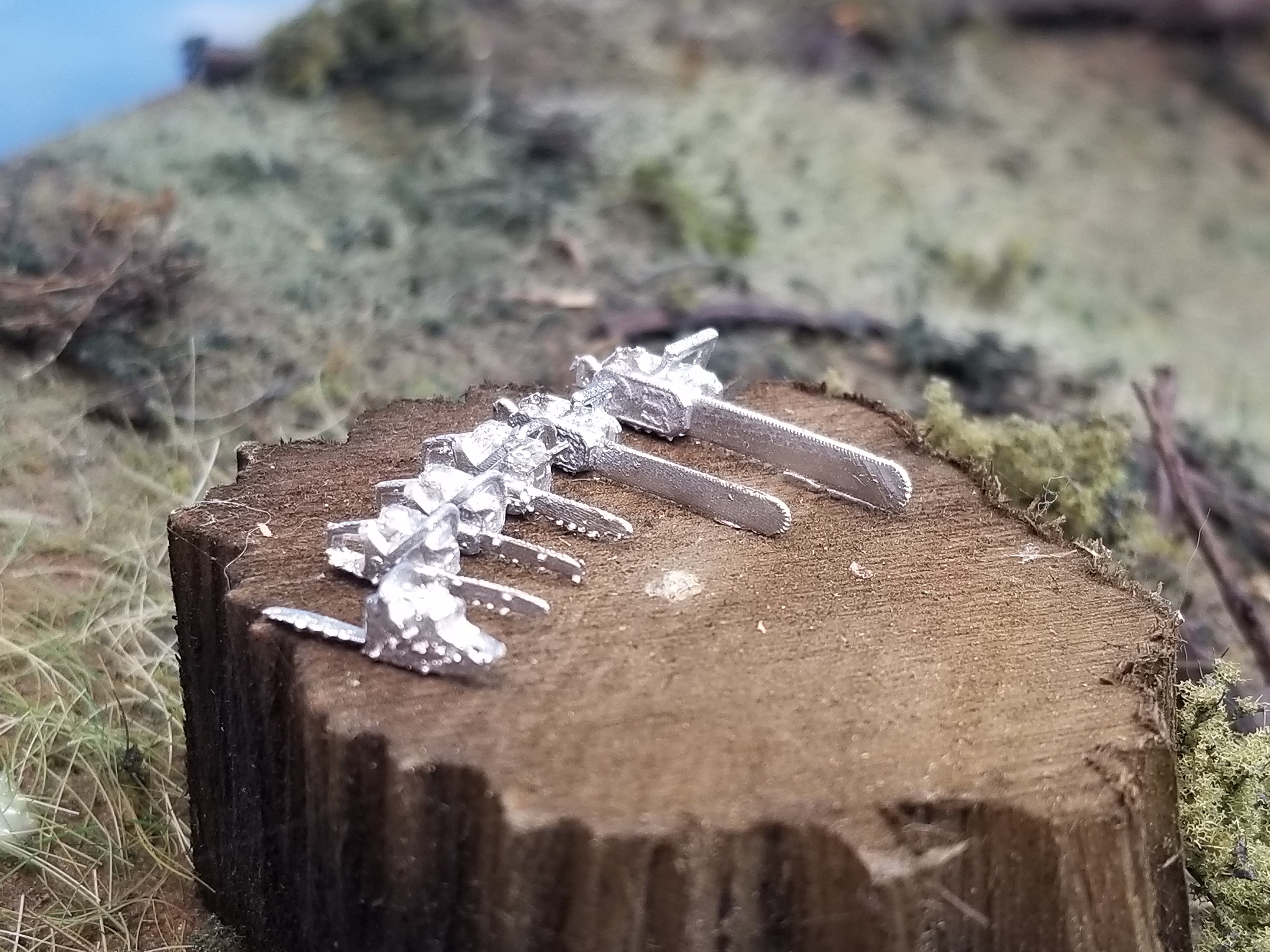 Chainsaws Assortment, HO, UNPAINTED