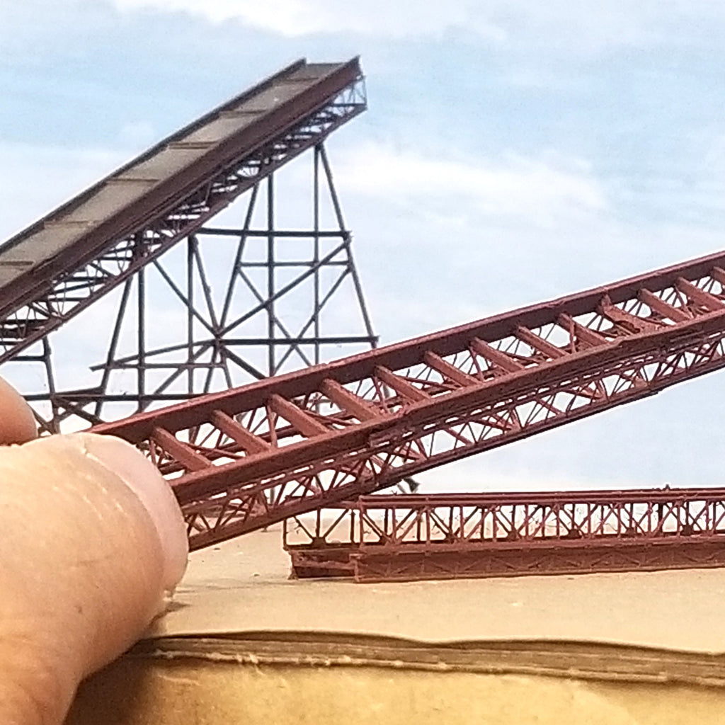 CONVEYOR BELT, HO SCALE, "ROUGH & READY"