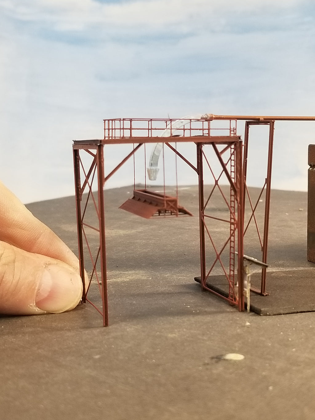 CHIP LOADER, FOR RAIL, MADE-TO-ORDER, N SCALE