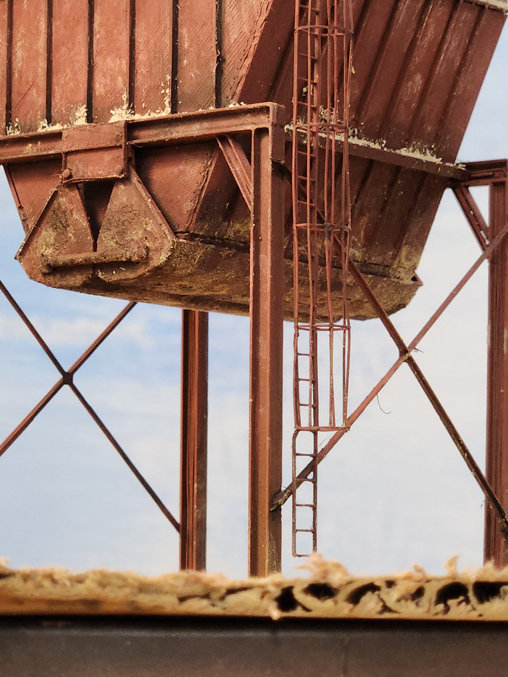 Image 7 of 1:87 scale model wood chip storage bin, Unit A-2, model building by Roger Rasmussen, Coastman's Scenic Products, CSP LLC Port Orford, Oregon USA